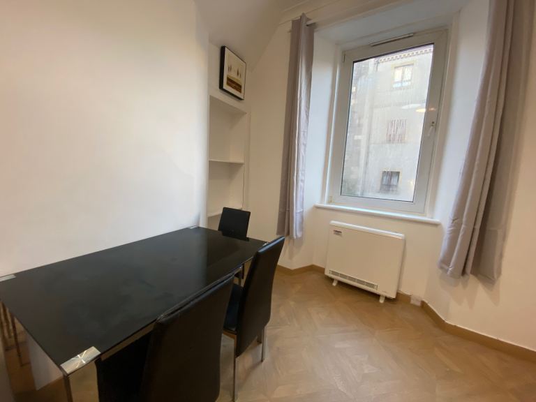 Flat Fountainbridge in City of Edinburgh