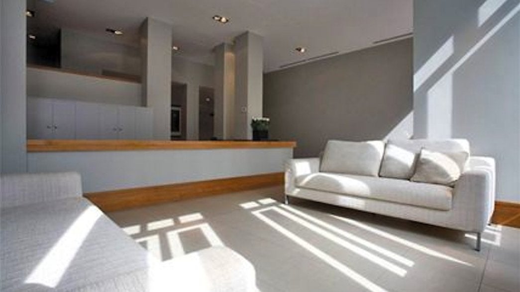 Flat Eccleston Street in London