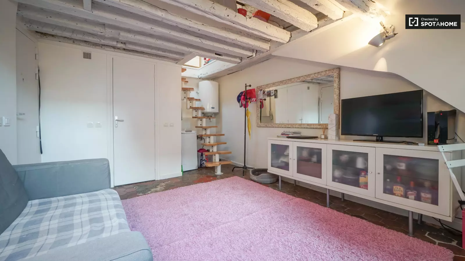 Appartement Rue des Rosiers à Paris
