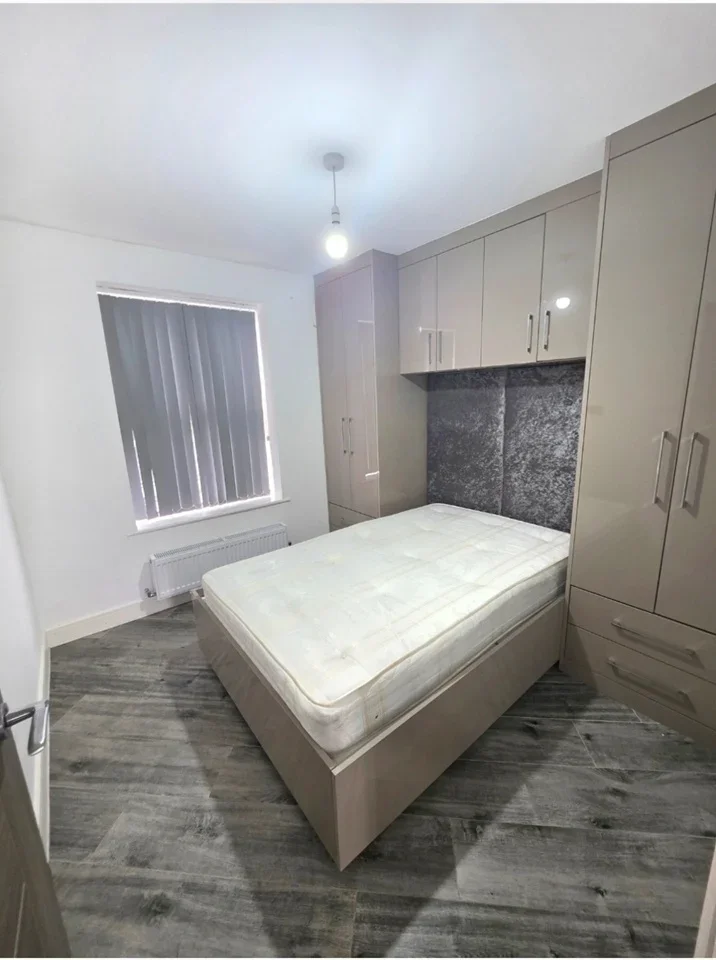 Flat High Road Leytonstone in Greater London