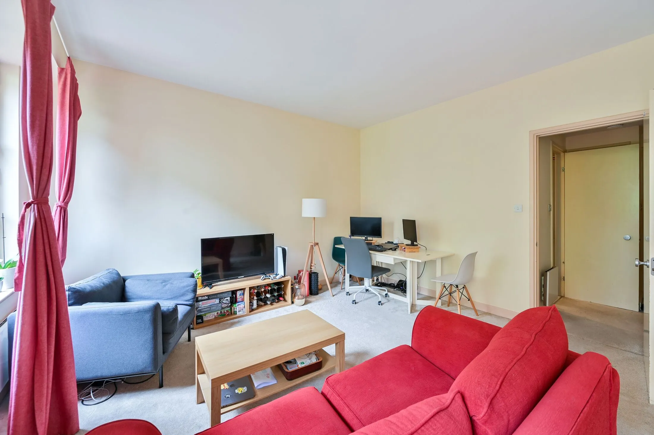 Flat Queen Elizabeth Street in Greater London