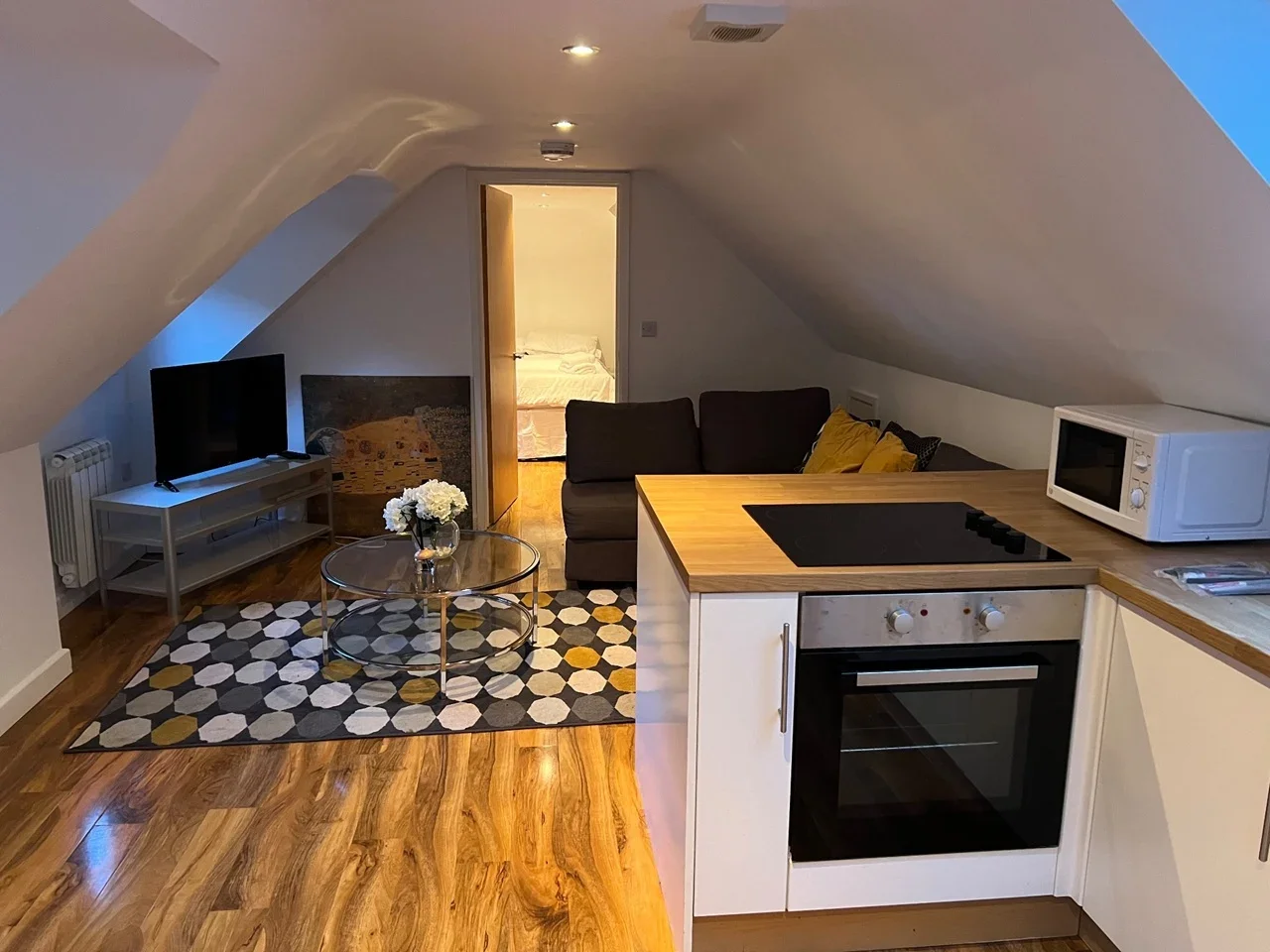 Flat Teston Road in Tonbridge and Malling