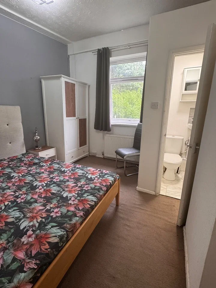 Room Bishops Rise in Welwyn Hatfield