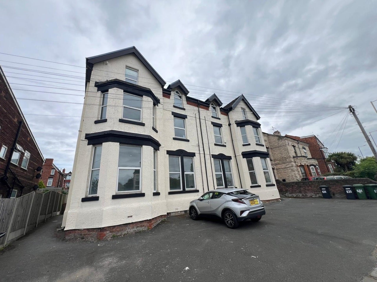 Flat Borough Road in Birkenhead