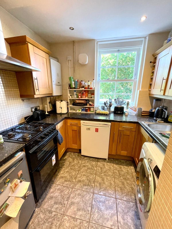 Room Surrey Row in Greater London