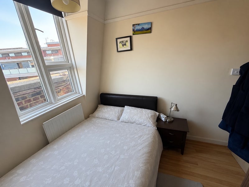Room Surrey Row in Greater London