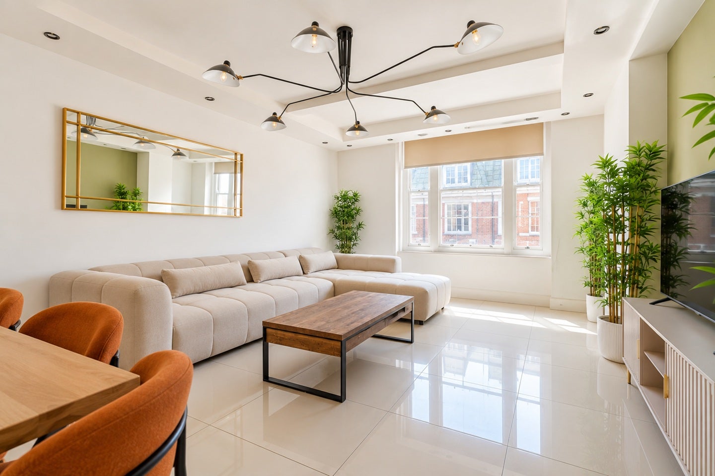 Flat Queensway in City of Westminster
