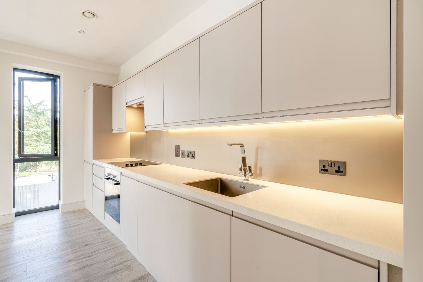 Flat Upton Road in Slough