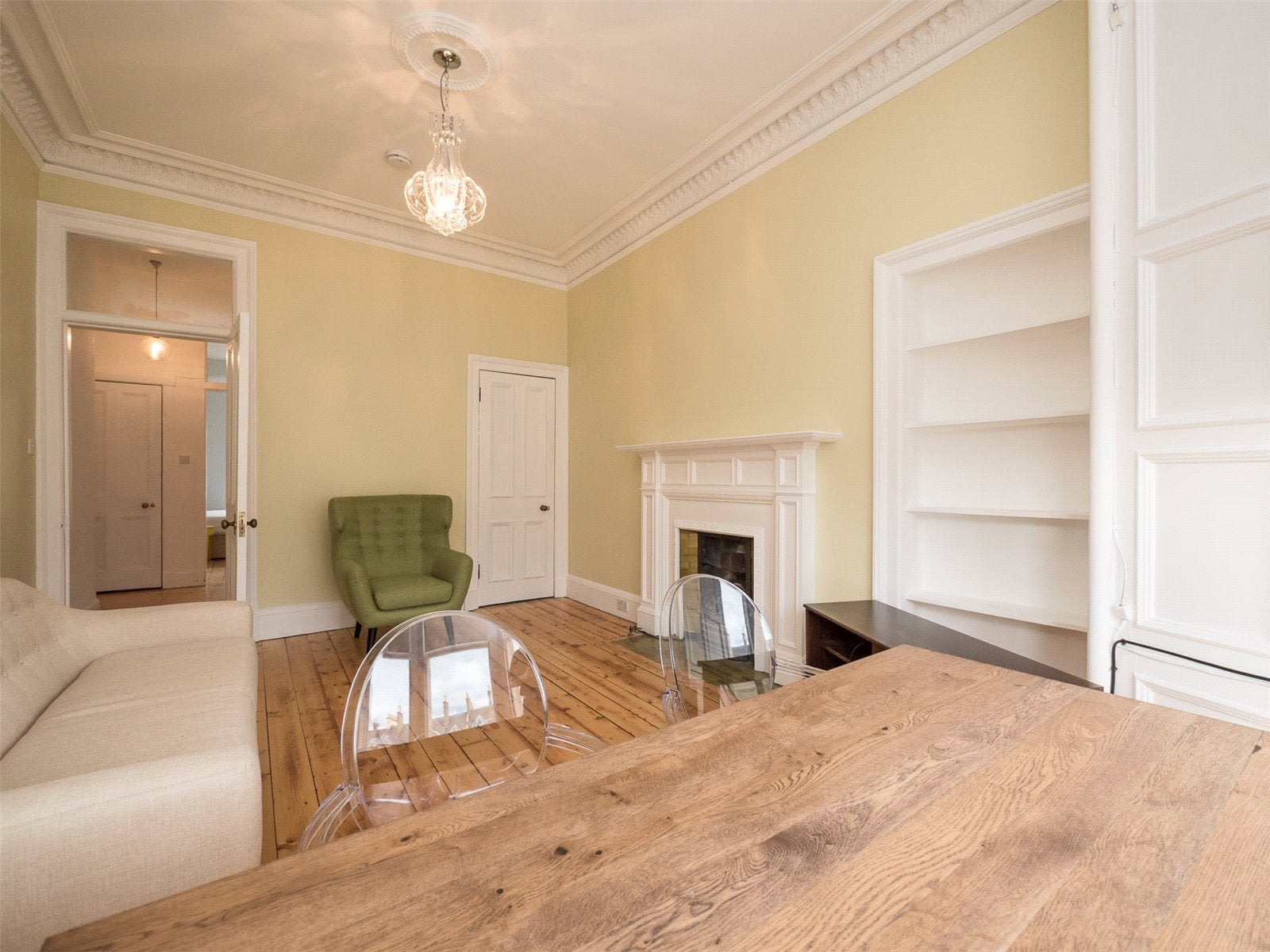 Flat Comely Bank Place in City of Edinburgh