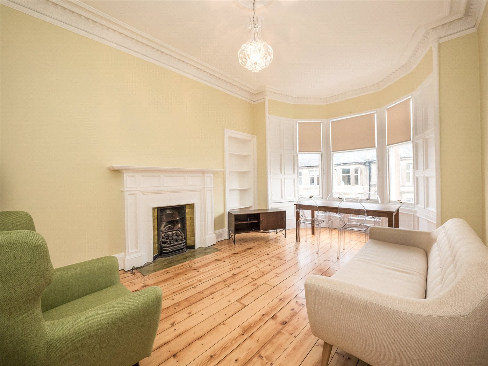 Flat Comely Bank Place in City of Edinburgh