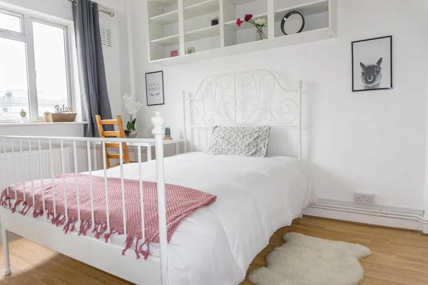 Room Cavendish Street in Greater London