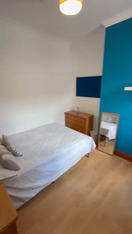 Room Minny Street in Cardiff