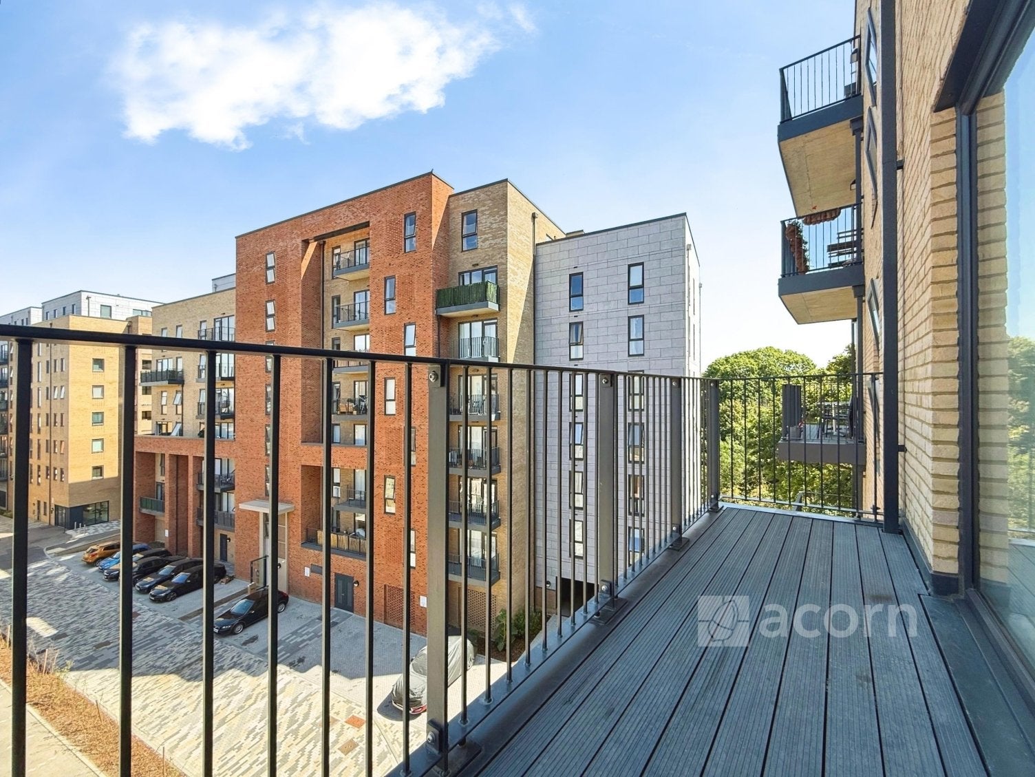 Flat Truman Close in Basildon