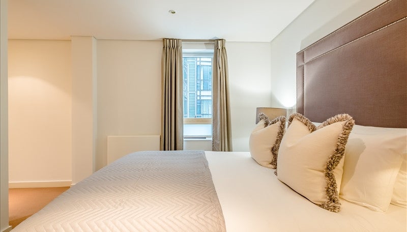 Flat Merchant Square in City of Westminster