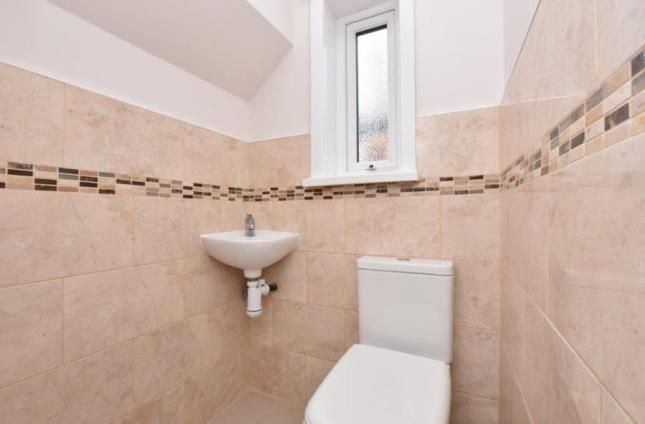 Room Horndean Road in Sheffield
