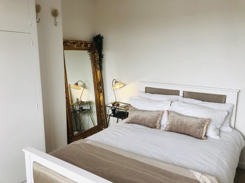Room Horndean Road in Sheffield