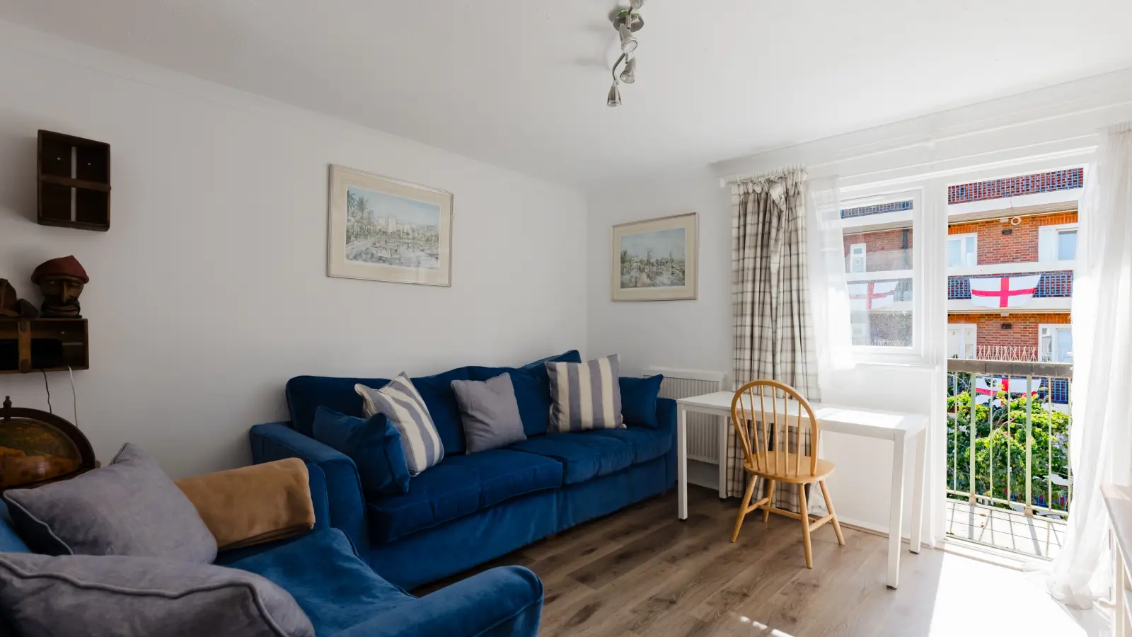 Flat Canterbury Place in Greater London