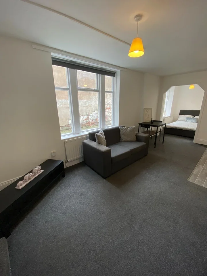 Flat Argyle Square in Sunderland