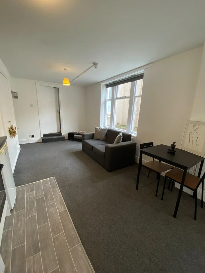 Flat Argyle Square in Sunderland