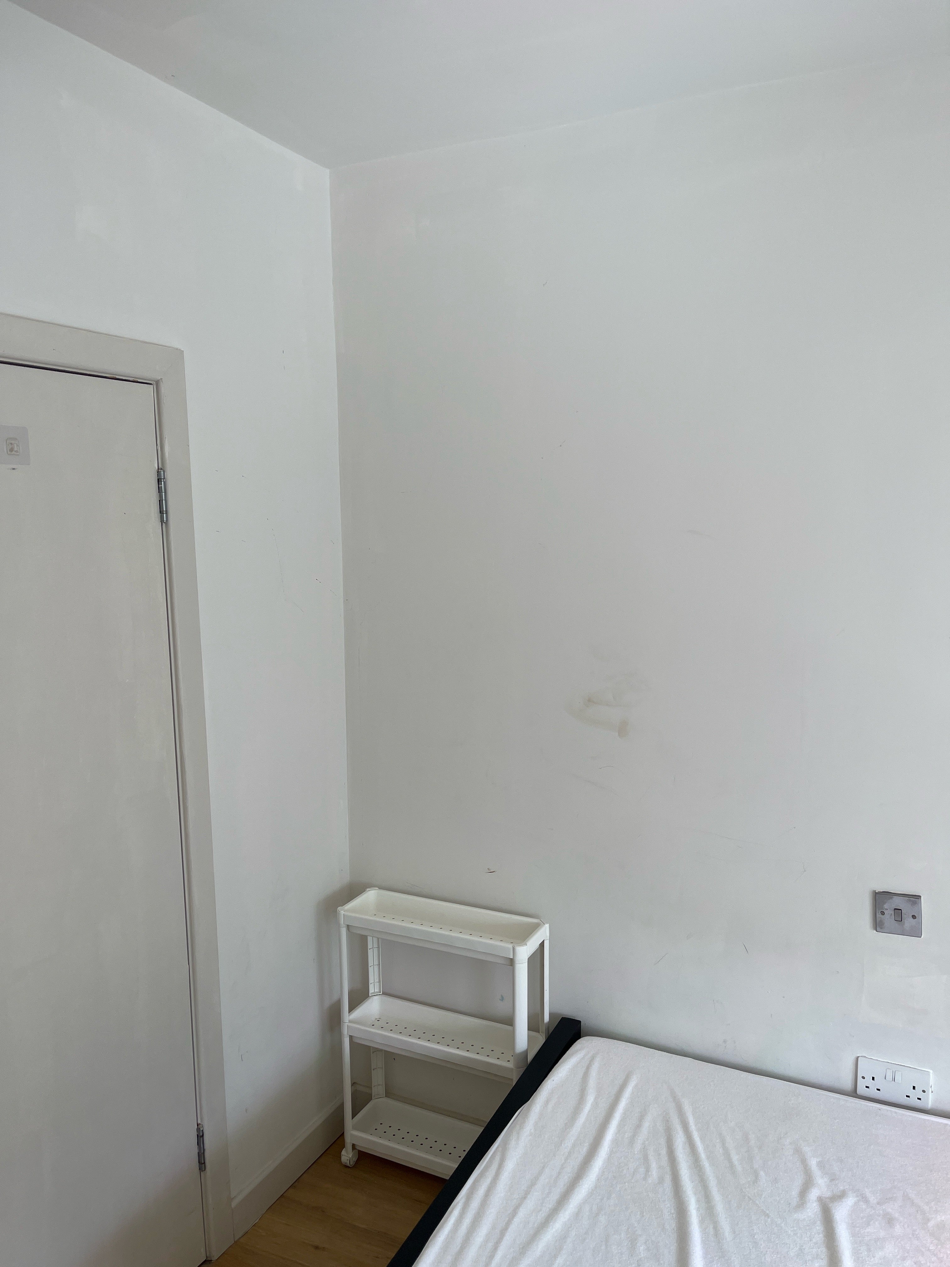 House Hardman Road in Greater London