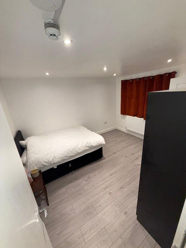 Room Cadogan Close in Greater London