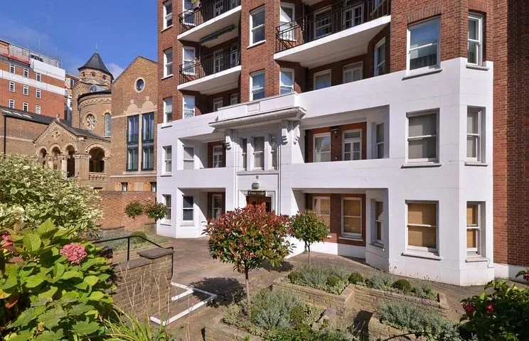 Flat Abbey Road in City of Westminster