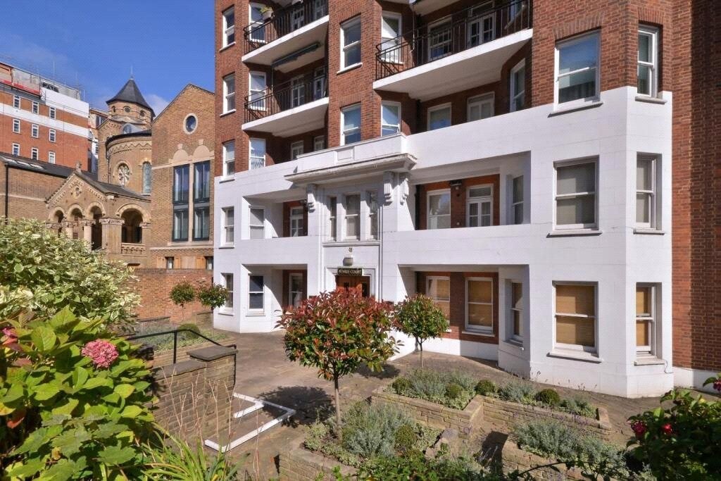 Flat Abbey Road in City of Westminster