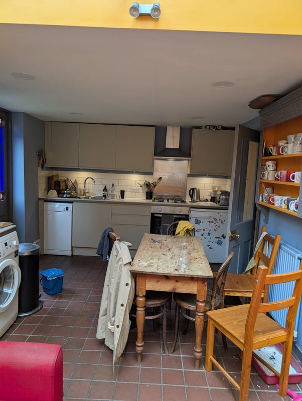 Room Heyworth Road in Greater London
