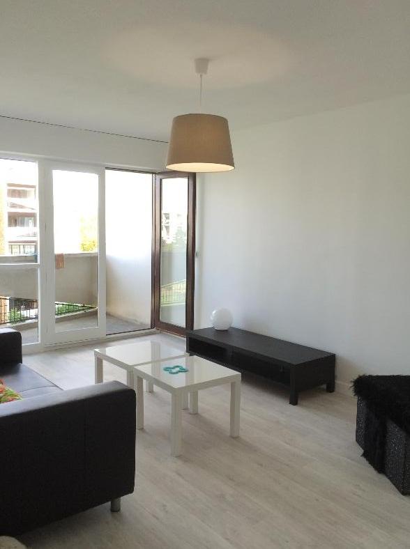 Room Rue des Treilles in Libourne