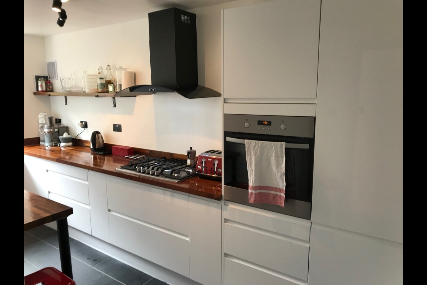 Flat Hillery Close in Greater London