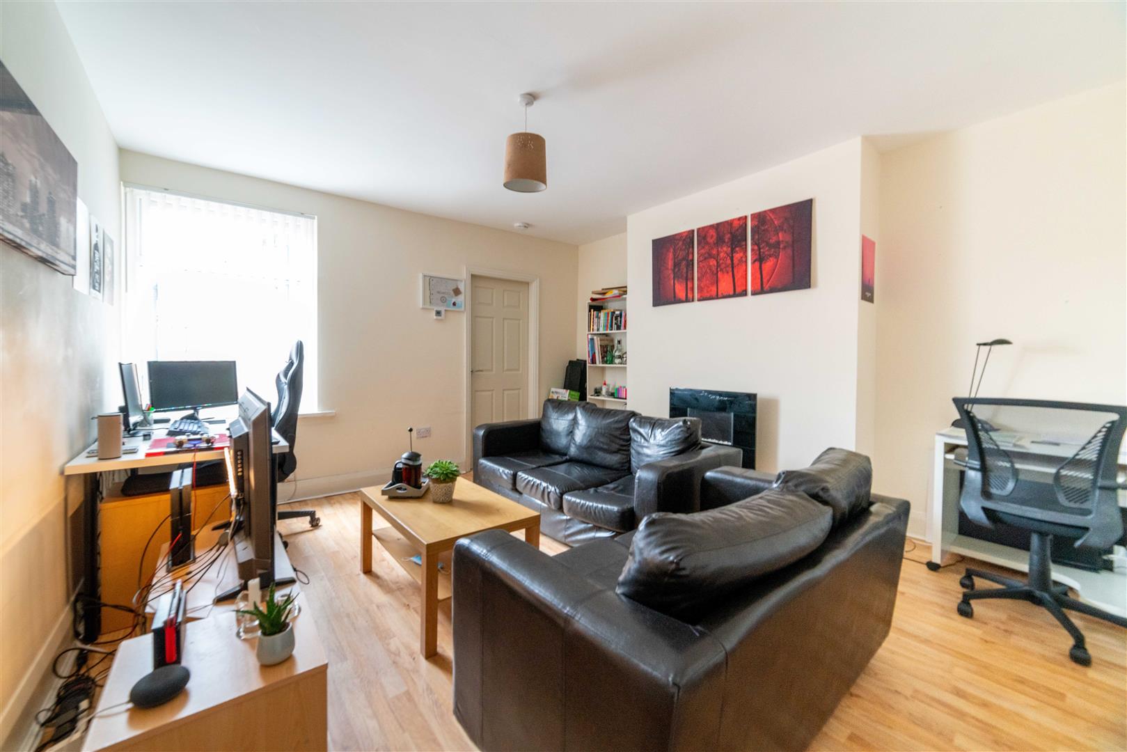 Flat Sackville Road in Newcastle upon Tyne
