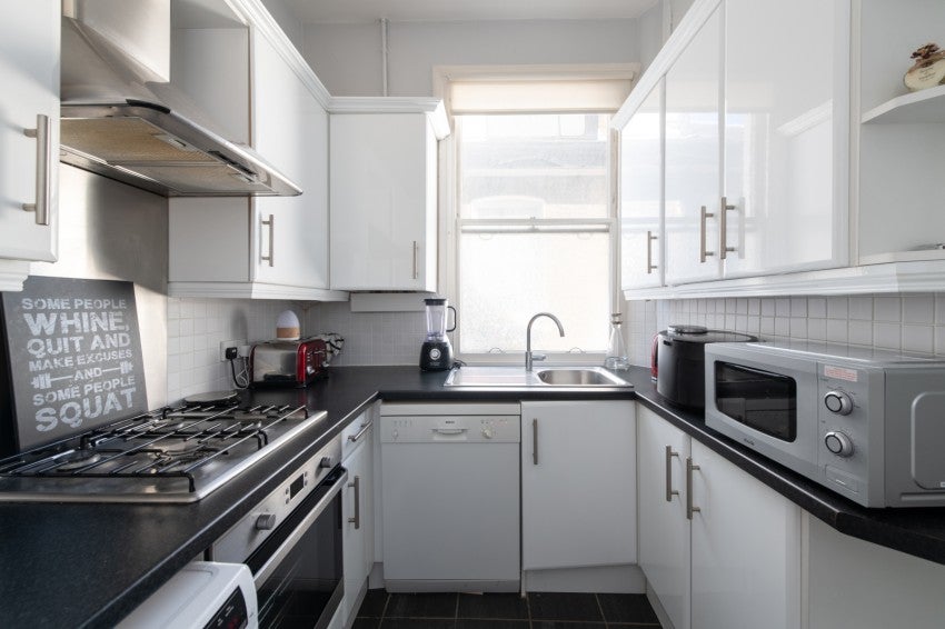 Flat Belsize Park Gardens in Greater London
