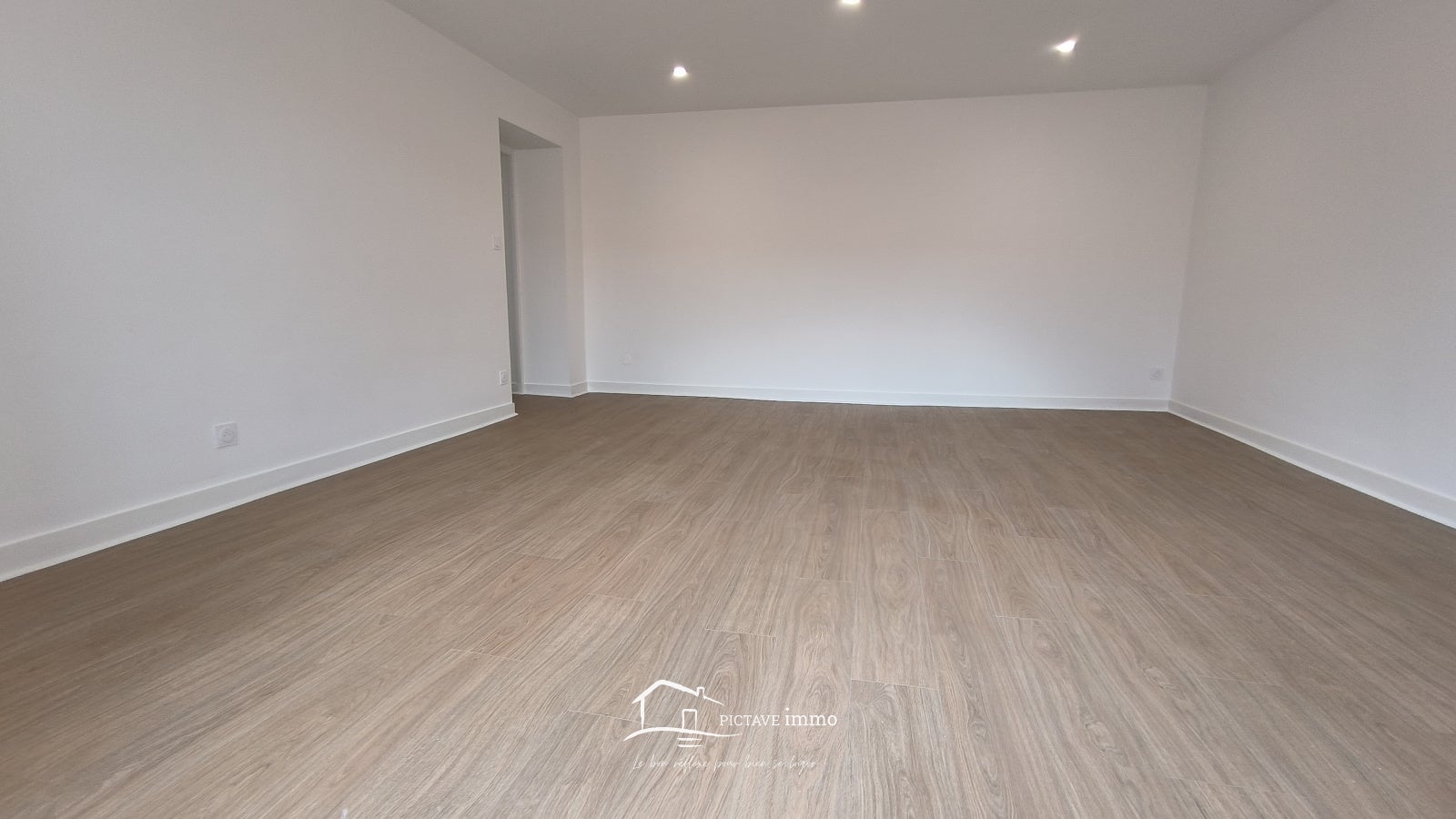 Appartement Rue du Moulin Cuit à Lezay