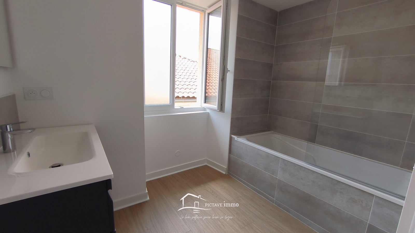 Appartement Rue du Moulin Cuit à Lezay
