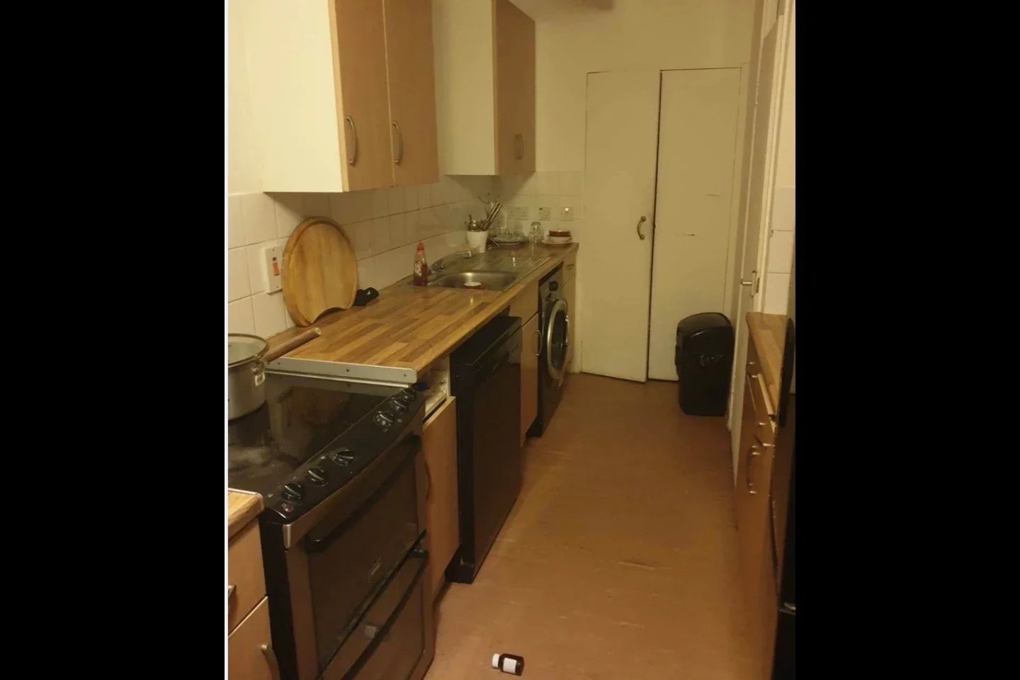 Room Selsdon Way in Greater London