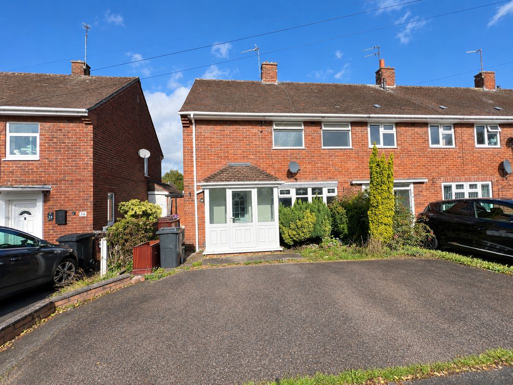 House Swancote Drive in Wolverhampton