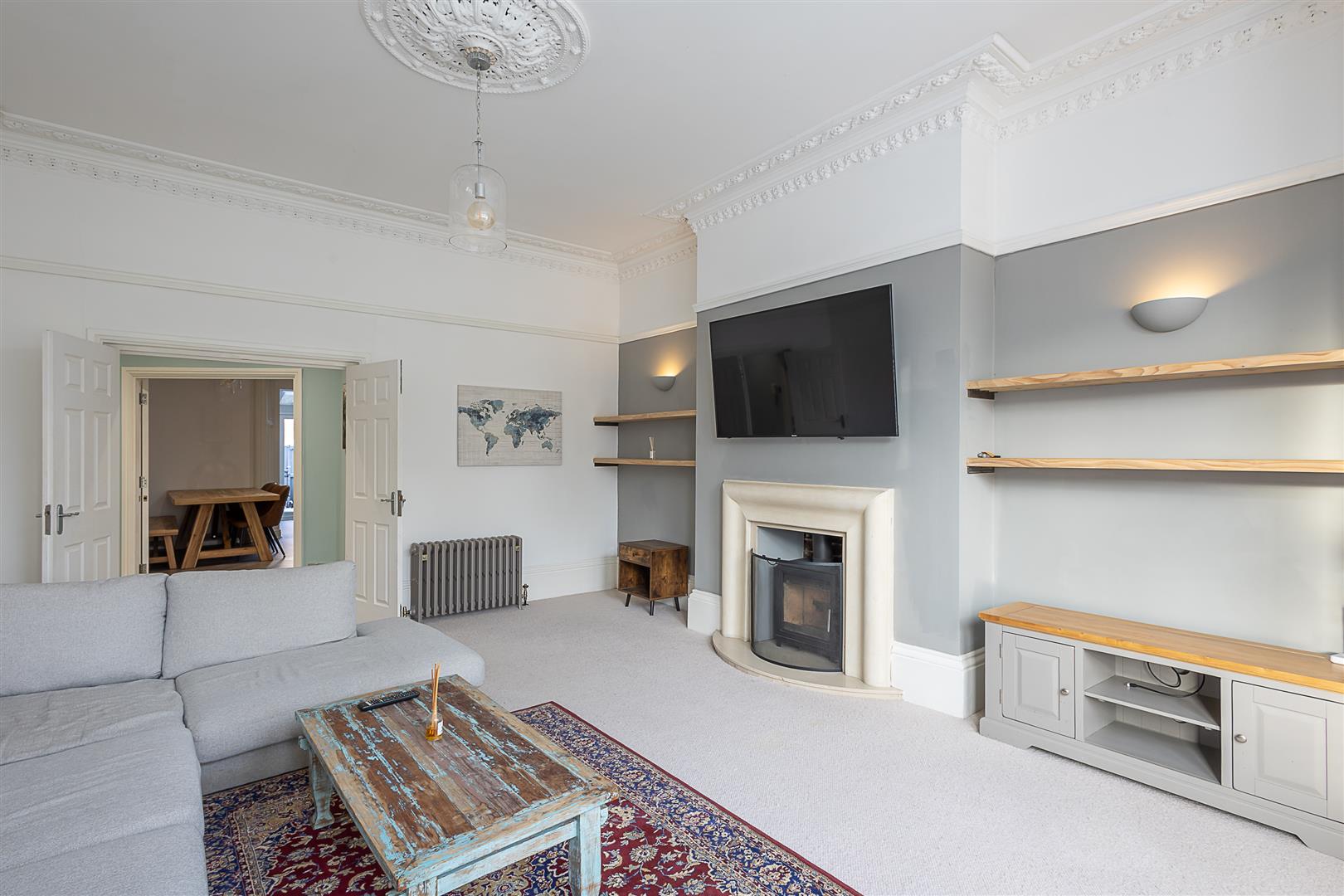 Flat Osborne Road in Newcastle upon Tyne
