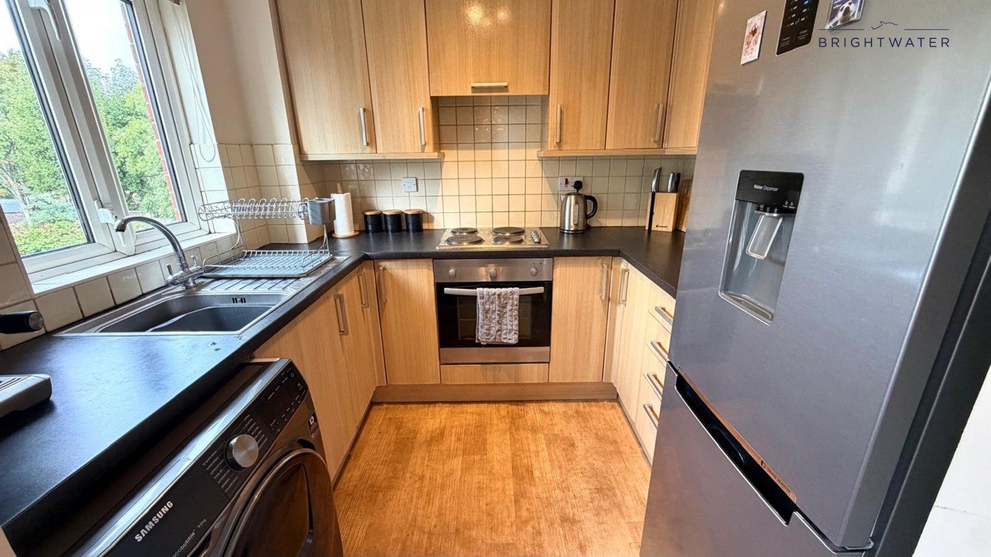 Flat Castleman Way in New Forest