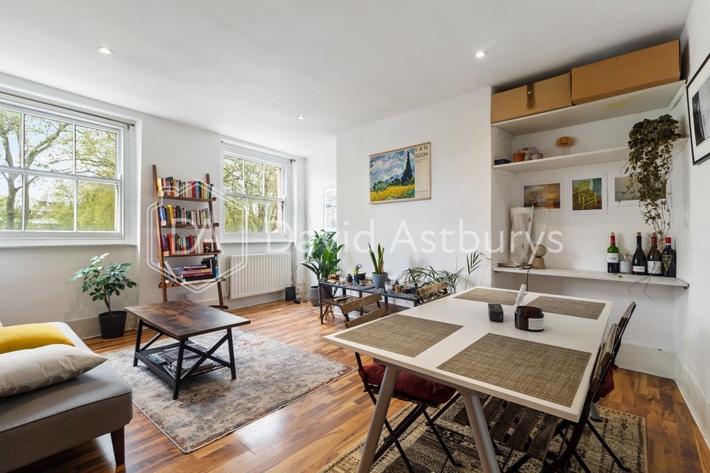 Flat Newington Green in Greater London