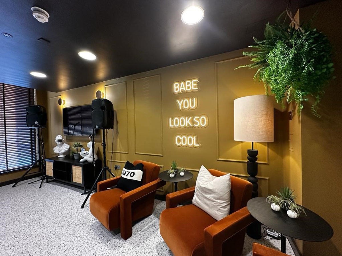 Room Blandford Square in Newcastle upon Tyne