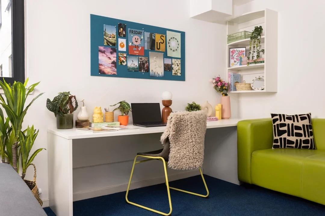 Room Shrubhill Walk in City of Edinburgh