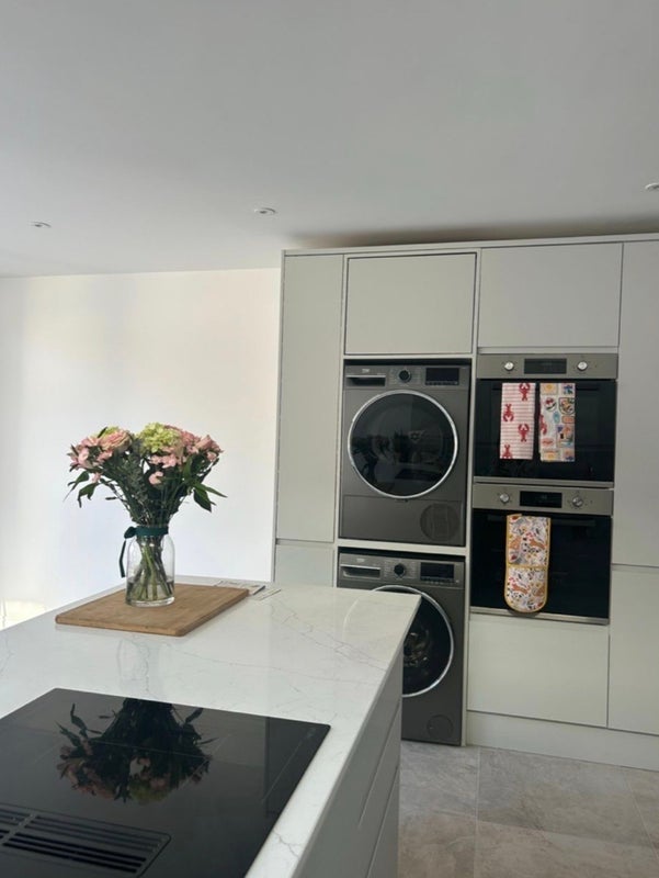 Room Selkirk Road in Greater London