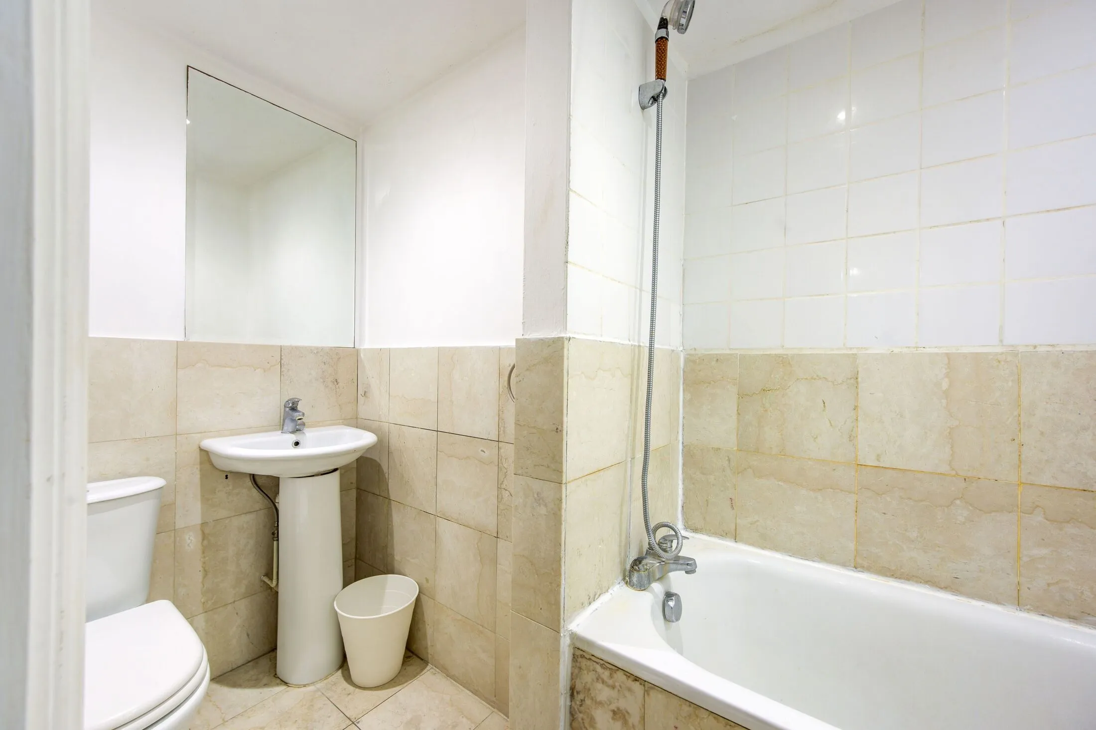 Flat Collingham Place in Greater London
