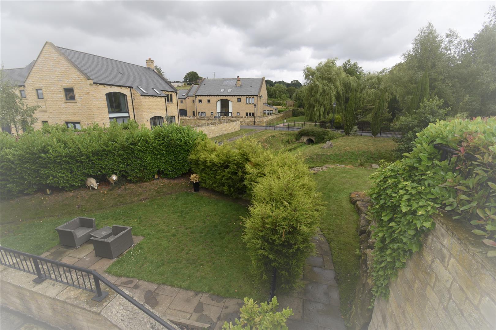 Flat Whitley Willows in Kirklees