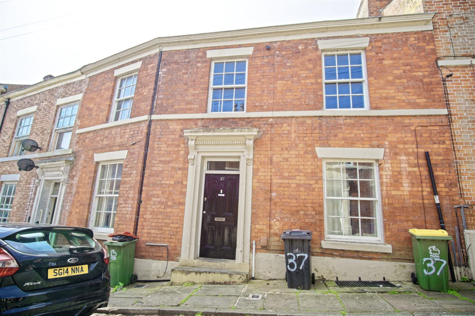 Flat Frenchwood Street in Preston