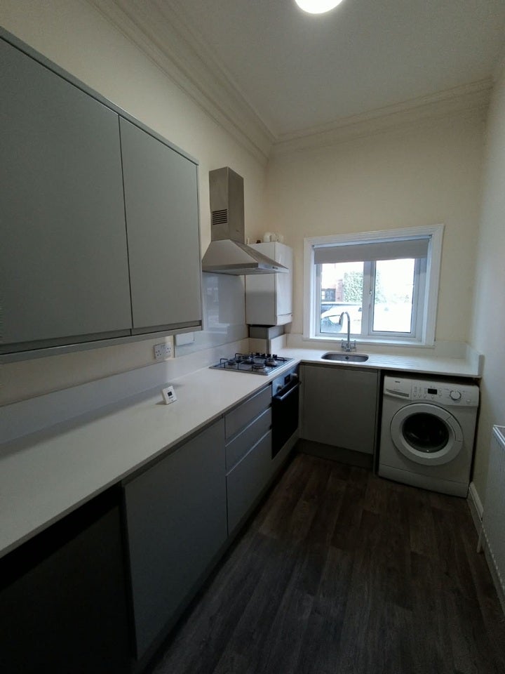 Flat Teignmouth Road in Greater London