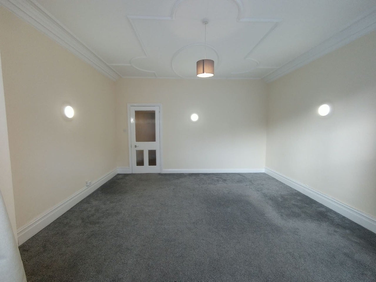 Flat Teignmouth Road in Greater London