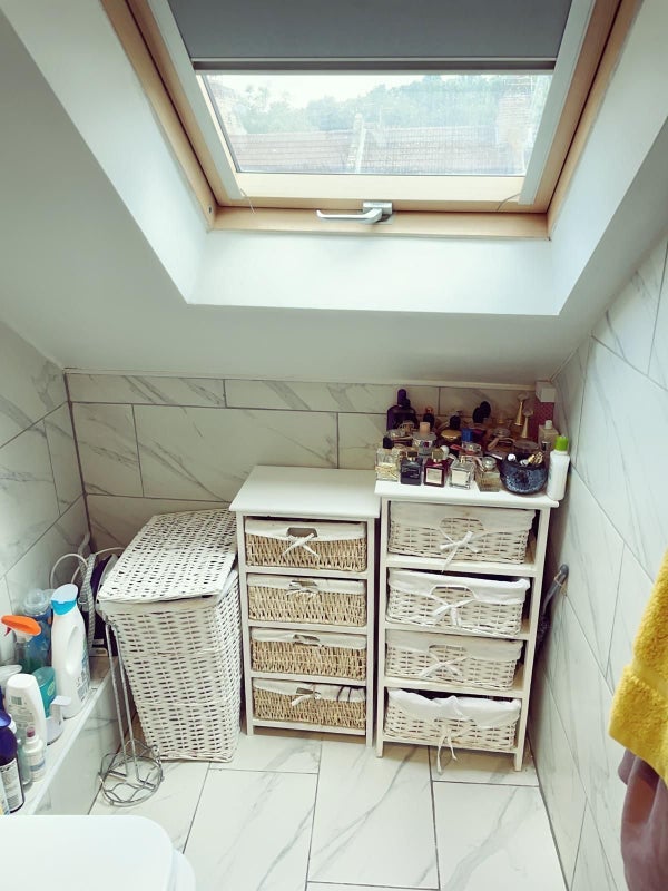 Room Floyd Road in Greater London