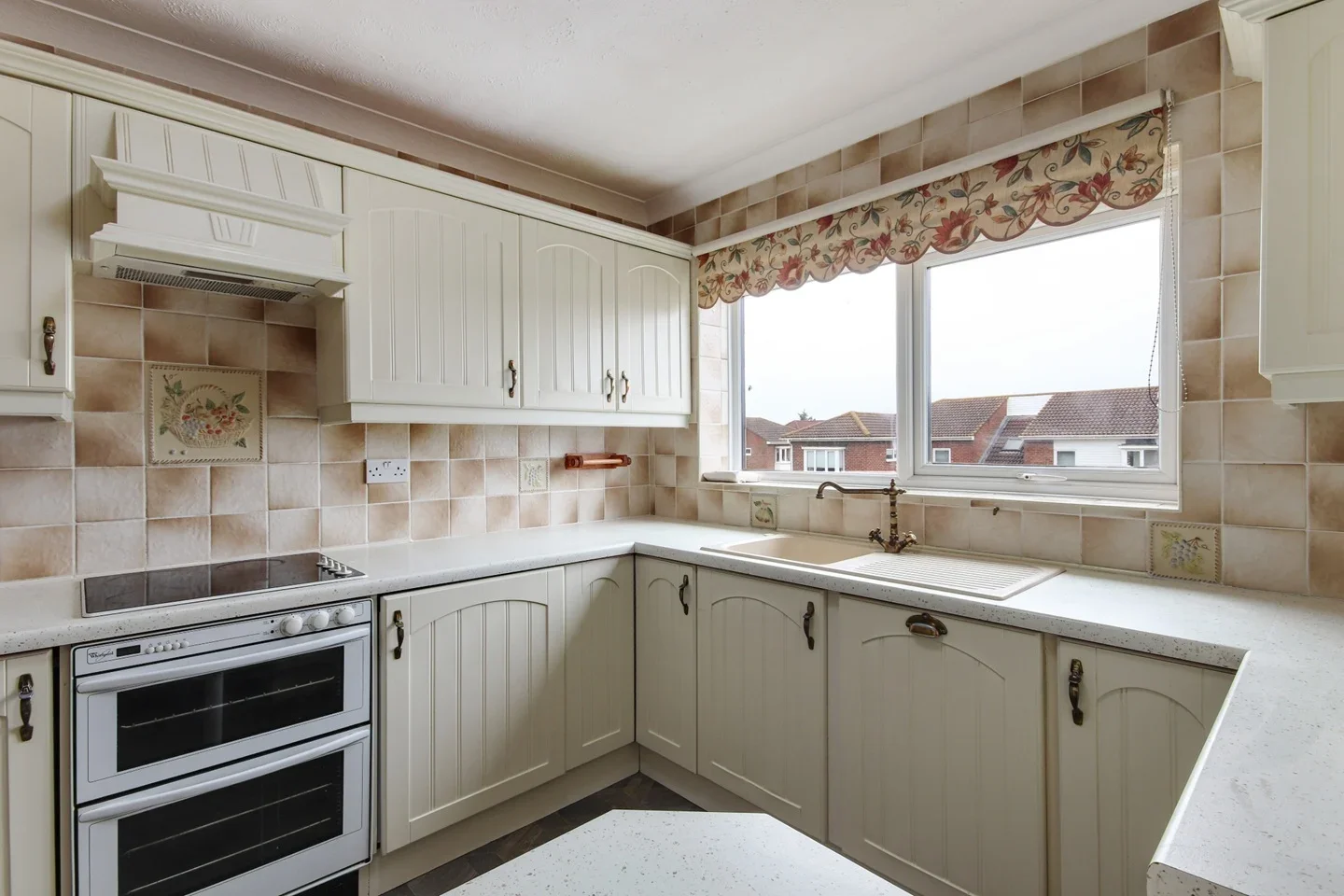 Flat Russell Square in Sevenoaks