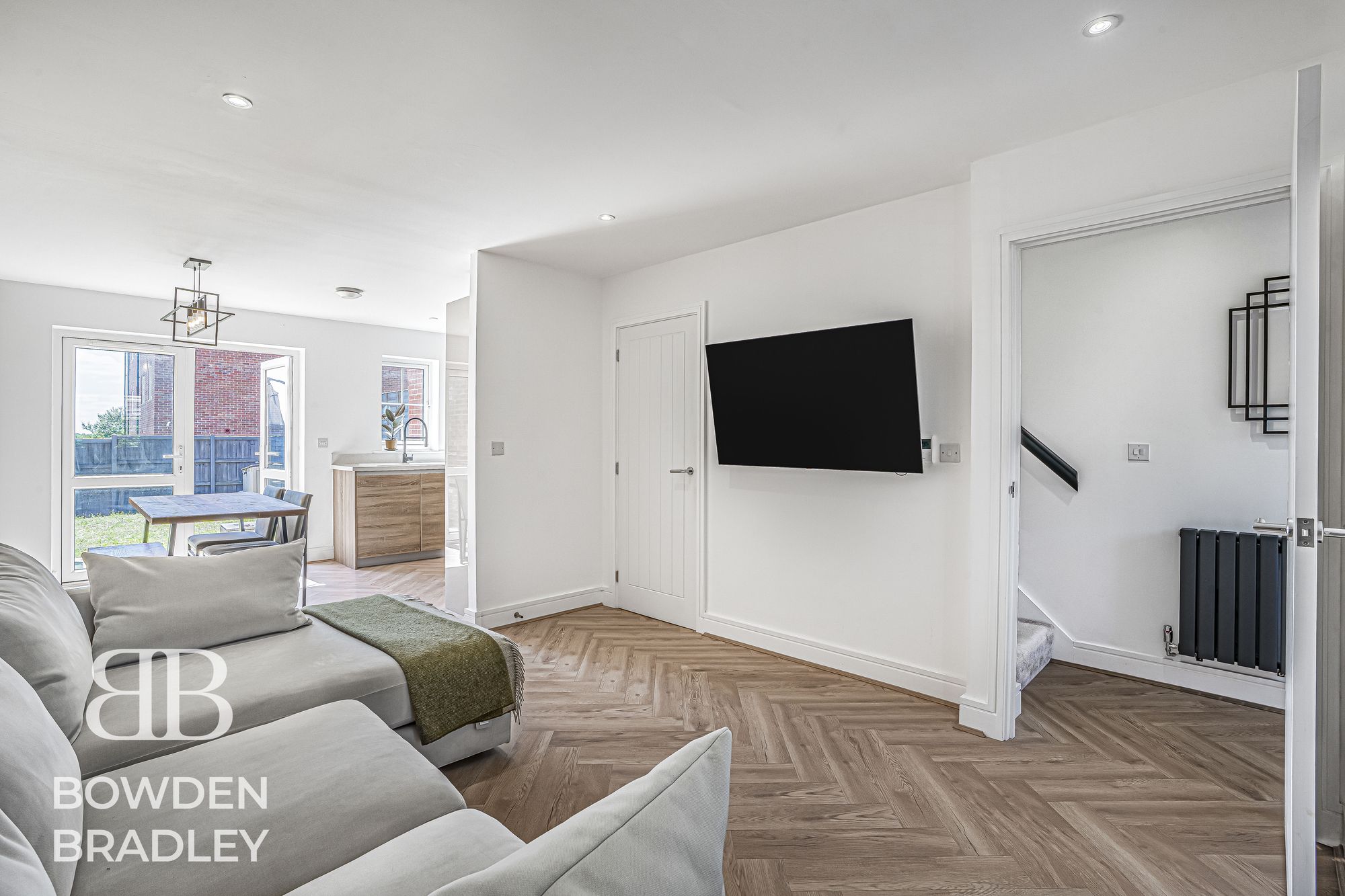 House Five Oaks Lane in Greater London